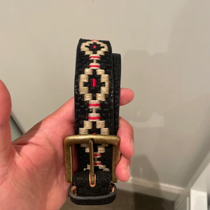 เข็มขัดหนังแท้คุณภาพสูงสำหรับผู้ชาย ผู้ผลิต OEM ผู้ส่งออก รับทำโลโก้ตามสั่ง ผลิตจำนวนมาก ราคาโรงงาน - Product Image 2