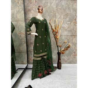 Ensembles modestes de créateur pour les fêtes Top Bottom et Dupatta - Product Image 3