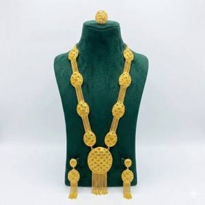 Ensemble de colliers en cuivre plaqué or 24 carats de qualité supérieure, 4 pièces, bijoux pour femmes, design élégant, festivals, fête, mariage, cadeau - Product Image 1