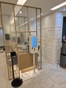 เครื่องวิเคราะห์สุขภาพอัจฉริยะ Bodydot BDF1000 ที่ใช้พลังงานจาก AI โครงอะลูมิเนียมอัลลอยด์ที่ยืดหยุ่นได้ ไม่สามารถพับเก็บได้ ติดตามสุขภาพทั่วร่างกาย - Product Image 1