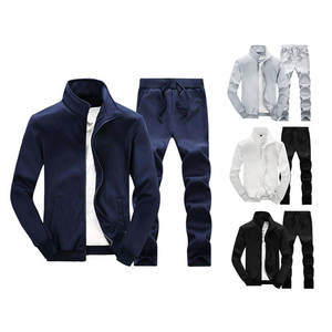 Survêtement de sport en polyester pour homme de qualité supérieure, idéal pour la course à pied et le jogging, avec logo personnalisé - Product Image 3