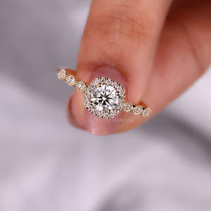 Anillo de compromiso de Milgrain de estilo vintage clásico, oro sólido de 14 quilates con diamante de corte cultivado en laboratorio, anillo de Estilo Vintage clásico para mujer - Product Image 1