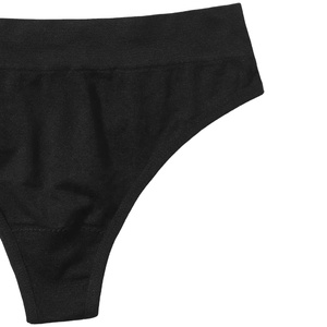 Ensemble de lingerie sans couture 2 pièces pour femme, soutien-gorge et culotte en jersey noir avec logo imprimé, lavable en machine - Product Image 3