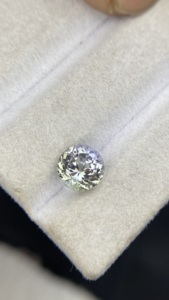 Tanzanite Naturelle Certifiée Non Chauffée Couleur Bio Forme Ronde Taillée Pierre Naturelle Zoisite Tanzanite 1,95 Carat Propre à la Loupe - Product Image 4