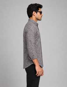 เสื้อเชิ้ตแขนยาวสีเทาสำหรับผู้ชาย ผ้าฝ้าย 100% พิมพ์ลาย ใส่ได้ทุกโอกาส พร้อมปกเสื้อแบบพับได้ - Product Image 2