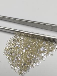 Diamante Natural de Corte Brillante Redondo de 1.30 mm a 1.70 mm, Color GH, Claridad VS/SI, para la Fabricación de Cadenas Cubanas de Miami y Colgantes - Product Image 5