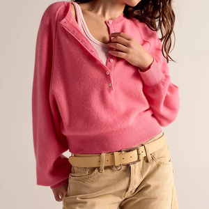 Suéter Ligero de Punto Rosa para Mujer, Cuello Henley con Botones, Manga Murciélago, Casual, Otoñal, 100% Algodón, Color Sólido, Corte Regular - Product Image 1