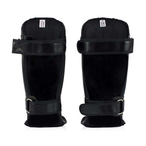 Protections de tibia en cuir véritable Fairtex, fabriquées sur mesure, protections de tibia professionnelles pour la boxe thaïlandaise, fermeture à boucle, protection personnalisée - Product Image 6