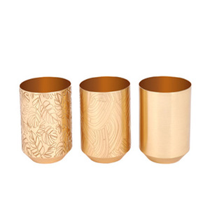 Recipiente metálico para velas con diseño exótico, tarro metálico clásico personalizado para velas, resistente al calor, ecológico, duradero, con acabado mate y logotipo personalizado. - Product Image 1