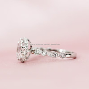 แหวนทองหมั้น14K ใส่ได้ทั้งชายและหญิงวินเทจขาวแล็บปลูกเพชรไข่มุกฝังมุกของขวัญเครื่องประดับชั้นดีสำหรับงานแต่งงานปาร์ตี้ IGI - Product Image 4