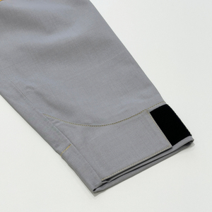 Chaqueta funcional con capucha para hombre, resistente al agua. - Product Image 4