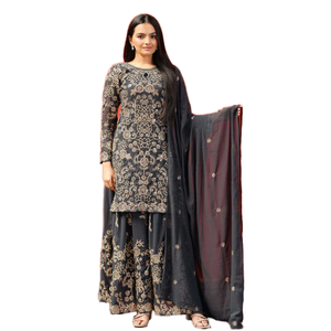 Ensemble de costume Sharara pour femmes de créateur avec codage de séquence de travail brodé - Product Image 1