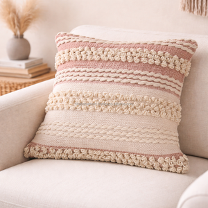 Housse de coussin carrée bohème chic en coton tissé à la main, minimaliste, tuftée, décorative, avec franges et fermeture éclair - Product Image 1