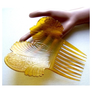 Peigne en corne de style français fait main, antistatique, outil de toilettage naturel pour cheveux et barbe, qualité supérieure, peigne écologique - Product Image 4