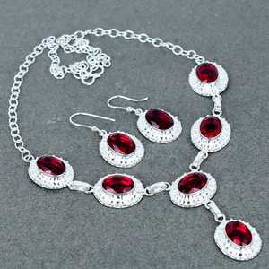 Ensemble élégant de pendentif et boucles d'oreilles en grenat, argent sterling 925, bijoux faits à la main, cadeau d'anniversaire pour elle - Product Image 6