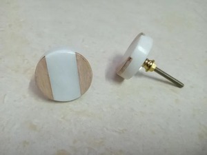 Pomo de puerta de resina de madera de alta gama con acabado de alta calidad para puertas y ventanas elegantes - Product Image 3