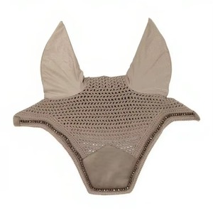Bonnet en néoprène pour chevaux avec voile anti-mouches et protection des oreilles, design et couleur personnalisables pour usage équestre - Product Image 2