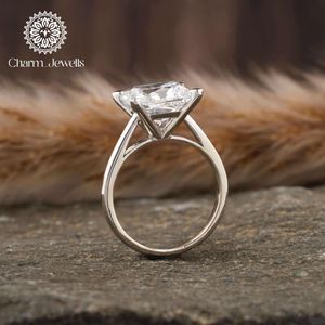 Bague de fiançailles pour femme Charm_Jewells en moissanite taille coussin, plaqué or 18 carats, sertissage à griffes, style classique, certifiée IGI, 3g - Product Image 5
