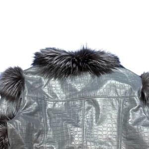 Abrigo Largo Transpirable de Punto Liso Teñido Ecológico para Otoño Invierno, ODM Personalizado, Mangas Largas, Relleno de Poliéster, Moda Femenina - Product Image 2