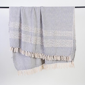Jeté de canapé en coton 100% tissé, couverture décorative indienne avec différents motifs imprimés pour la maison ou l'hôtel - Product Image 5
