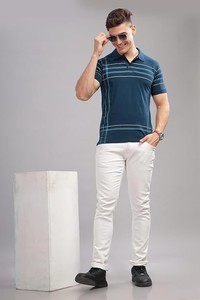 Camiseta de punto para hombre, azul marino, teñida con hilo en la parte delantera, de tejido grueso, manga corta, corte regular, estilo urbano informal - Product Image 3