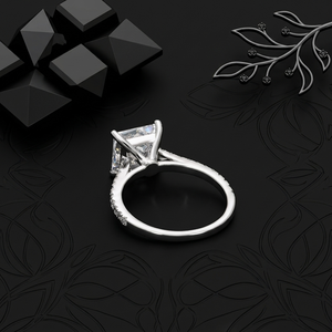 Bague de fiançailles solitaire D'VINS 2,00 carats taille princesse avec 33 diamants de laboratoire pavés, or blanc 18 carats, certifiée IGI, style tendance - Product Image 3