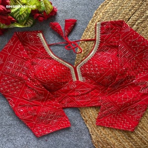Collection de blouses en soie Georgette de qualité supérieure, brodées de sequins, style Gujarat, avec rembourrage et manches longues, au prix de gros. - Product Image 1
