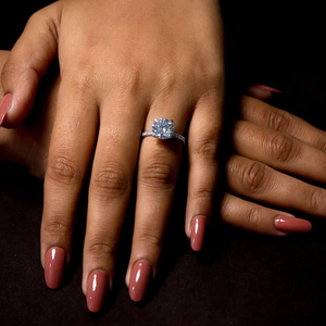 แหวนหมั้นเพชรทรงกลม 2.20 กะรัต ผลิตในห้องปฏิบัติการ ได้รับการรับรองจาก IGI ทองคำแท้ 14K แบบคลาสสิก ประดับเพชรเม็ดเดี่ยว แหวนเจ้าสาว - Product Image 5