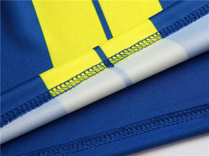 MILIENZ SPORTS APPAREL Ensemble de maillots de football pour hommes, uniforme d'équipe personnalisé, dégradé blanc-bleu, col en V, manches courtes, évacuation de l'humidité - Product Image 4