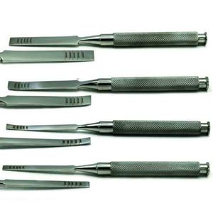 Kit d'instruments chirurgicaux dentaires de 8 pièces : élévateurs luxateurs, periotomes courbés, ostéotomes, extracteurs de pointes radiculaires, avec poignée moletée argentée - Product Image 4