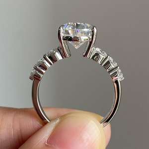 Bague de fiançailles en diamant Moissanite VVS de qualité supérieure, bijoux fins de luxe pour proposition de mariage, anniversaire et mariée - Product Image 2