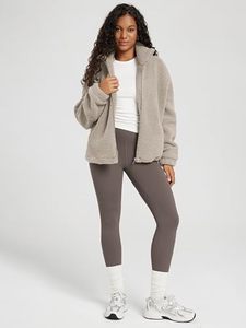 Veste Sherpa Greige Personnalisée pour Femme, Col Montant, Fermeture Éclair Intégrale, Épaules Tombantes, Manteau Teddy Oversize en Polaire, Fabricant OEM - Product Image 5