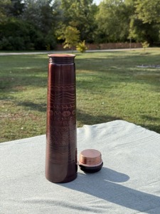 Bouteille d'eau en cuivre tendance : design viral, couleur unie, personnalisable - Product Image 3