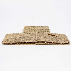 Panier de rangement rectangulaire en jonc de mer tressé à la main avec poignées découpées pour armoire - Product Image 3