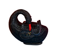 Panier de rangement en rotin noir de luxe en forme de cygne, sac bandoulière élégant en osier tressé à la main et organisateur de bureau