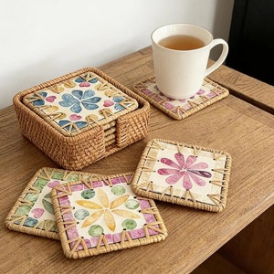 Posavasos Rectangulares Hechos a Mano de Nácar y Ratán, Ideales para Mesa de Comedor, Fiestas y Ocasiones Especiales - Product Image 3