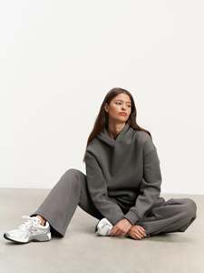 Ensemble de survêtement pour femme avec logo personnalisé, sweat à capuche oversize et pantalon de jogging, passepoil contrastant, imprimé léopard, tenue décontractée 2026 - Product Image 2
