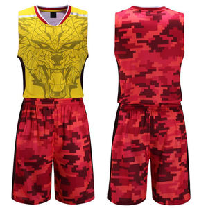 Uniforme de basket-ball pour hommes professionnel respirant à manches courtes, personnalisable, 100% polyester, fabriqué au Pakistan - Product Image 1
