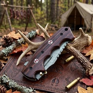 Couteau à lame fixe de qualité industrielle A&M Enterprises, en acier Damas fait main, à pointe tombante et bord droit, 8 pouces, manche en bois - Product Image 4