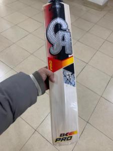 Batte de cricket en saule anglais CA Pro 8K, prête à l'emploi pour le cricket à balle dure, fabriquée au Pakistan, équipement sportif de cricket à balle dure - Product Image 5