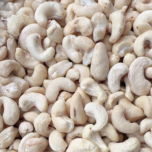 เวียดนาม ผู้จัดจำหน่ายเม็ดมะม่วงหิมพานต์ที่เชื่อถือได้ WW180, WW240, WW320, LP, WS เม็ดมะม่วงหิมพานต์เวียดนาม ส่งออกไปยังดูไบ สหภาพยุโรป และตะวันออกกลาง - Product Image 1