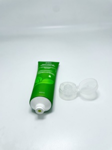Tubo de Plástico PE de Producción Directa de Fábrica para Envasado de Gel Limpiador Facial, Superficie Verde Mate, Impresión por Serigrafía - Product Image 2