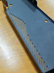 Soporte de Montaje de Chapa Metálica OEM Personalizado con Ranuras de Refrigeración para Gabinetes Industriales Eléctricos, Vietnam - Product Image 5