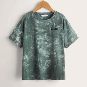 เสื้อยืดแขนสั้นลายมัดย้อม คอกลม ลำลอง สำหรับเด็กผู้ชาย สีเขียว ลายพิมพ์ โลโก้ด้านซ้ายหน้าอก - Product Image 1