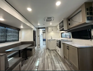 Camping-car de luxe JAYCO J-A-Y Flight S-L-X 287 BHS en aluminium, modèle 2025 2024 2023, pour voyages et camping - Product Image 3