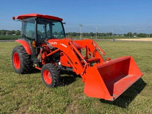Oferta Especial: Tractor Agrícola L4060 de 40HP, 2WD, con Bomba, Motor Diésel, Caja de Cambios, Equipo Agrícola Compacto - Product Image 6