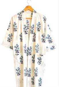 Bata de algodón con estampado floral para mujer, de longitud completa, manga tres cuartos, suave, informal, con cuello barco y cierre con cordón - Product Image 3