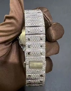 Montre de luxe pour femme en acier inoxydable avec lunette sertie de diamants, boîtier rond, mouvement à quartz analogique, bracelet de 18 mm, fermoir pliant - Product Image 3