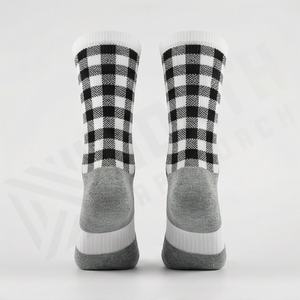 Performance Hiking <b>Socks</b> Cotton Crew Cushioned Sports Running <b>Socks</b> Customized Color Breathable Athletic Training Fitness Gear - Product Image 2