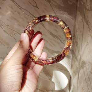 Cadre photo rectangulaire moderne en os de buffle coloré fait main, léger, durable et tendance pour femmes - Vente en gros - Product Image 3